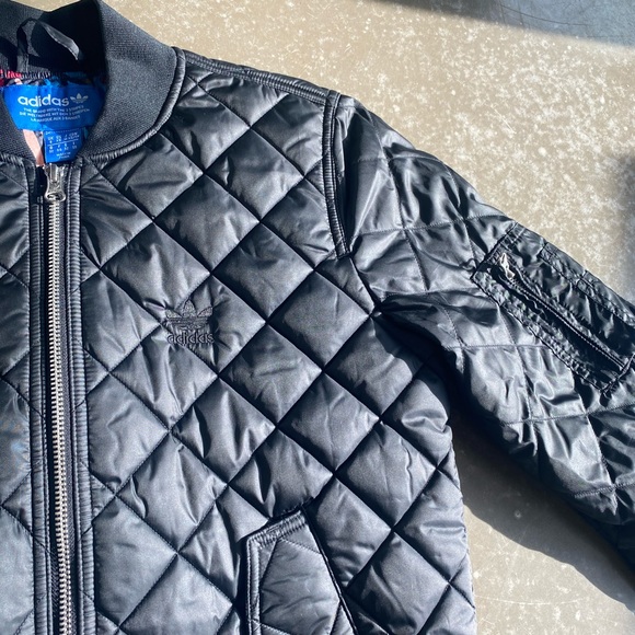 Adidas black puff/bomber jacket - Picture 3 of 5